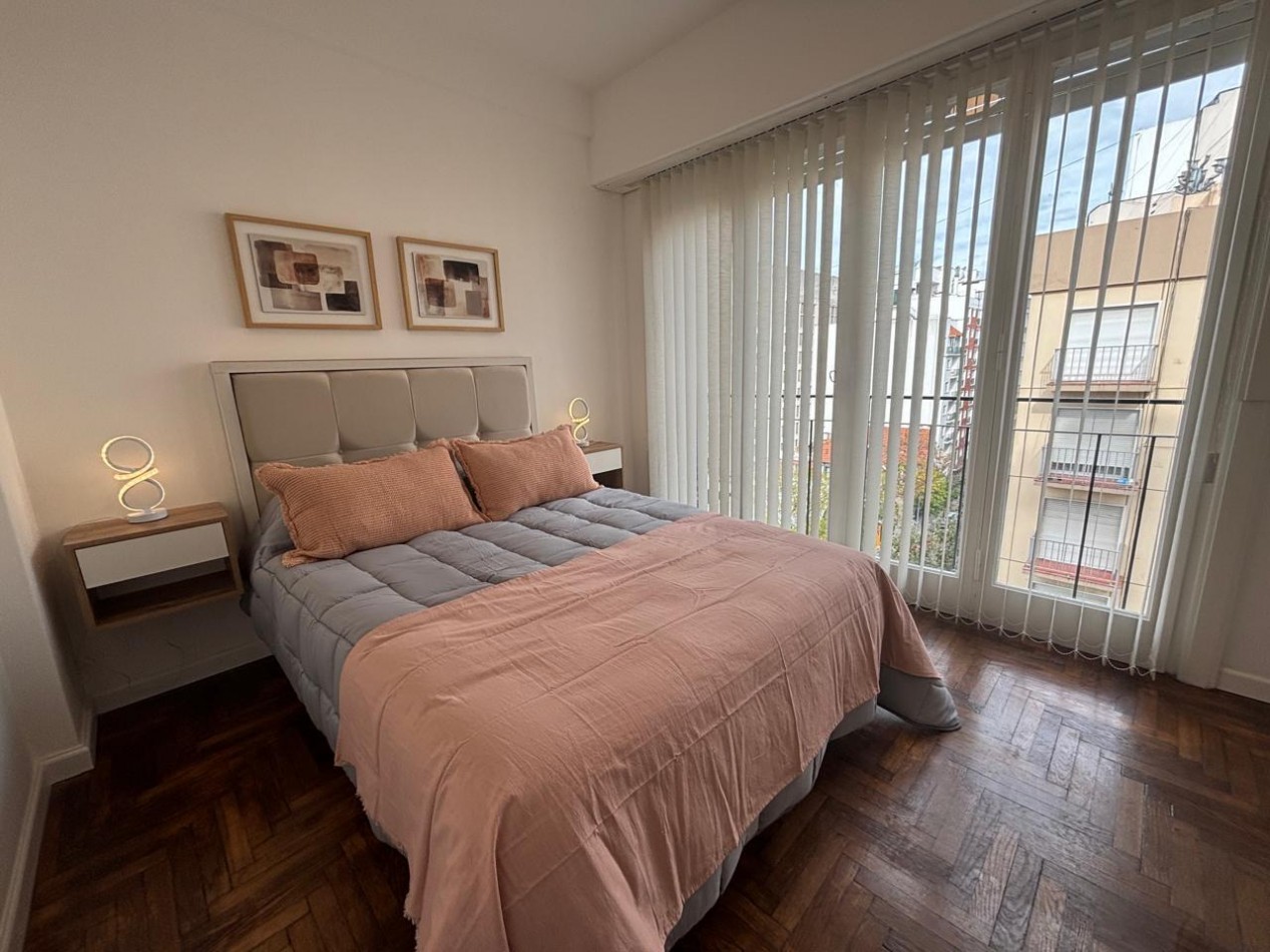 Departamento 2 ambientes reciclado y  amoblado  con balcon al frente