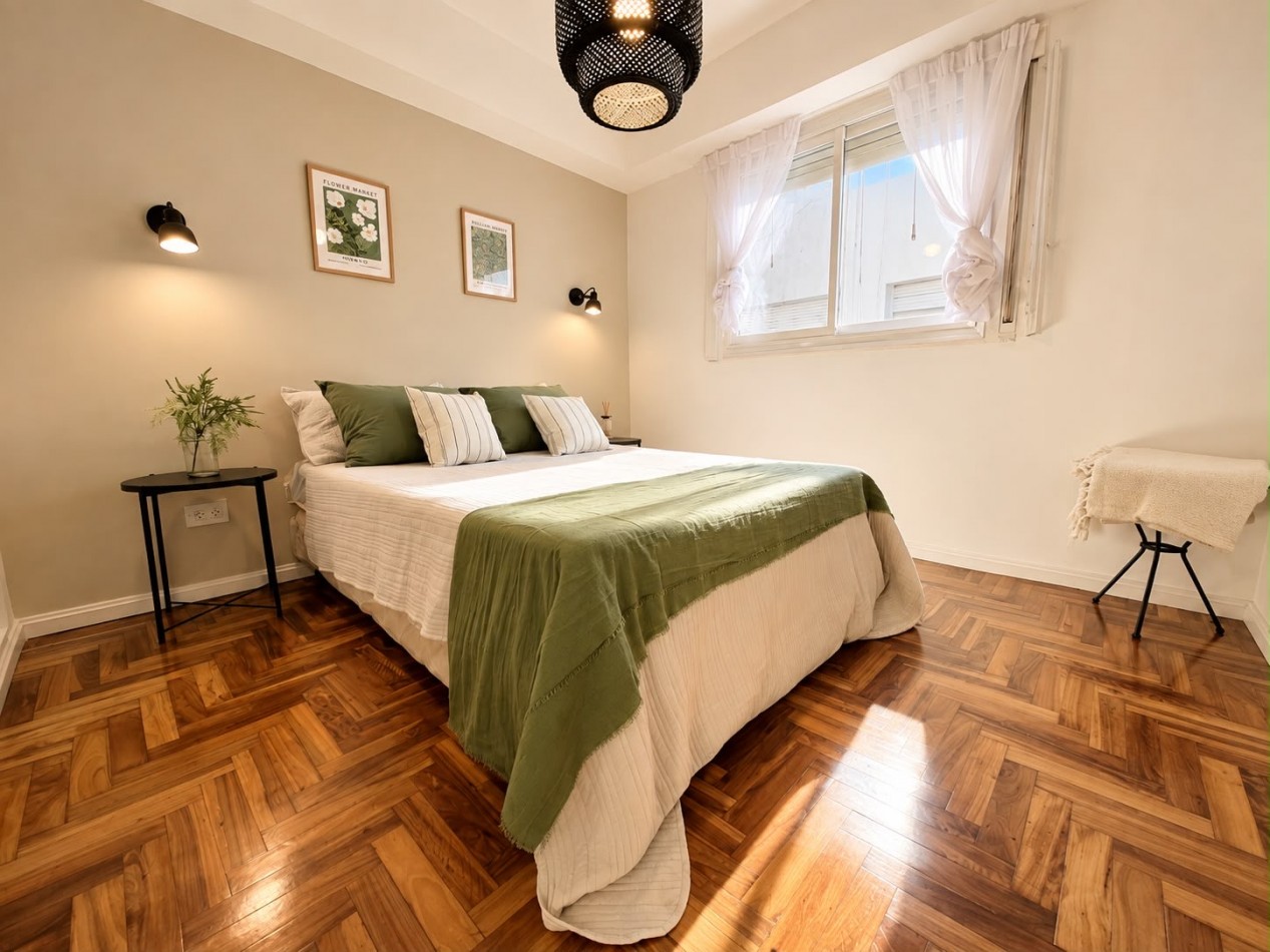 Departamento 2 ambientes con balcon al frente reciclado y amoblado 