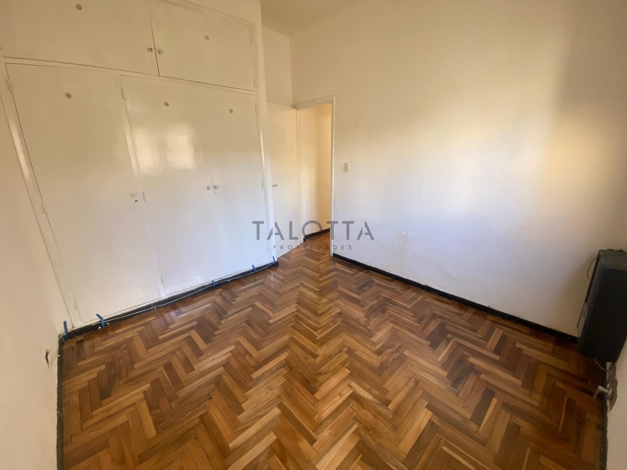 Departamento 2 ambientes con dependencia vista al mar 