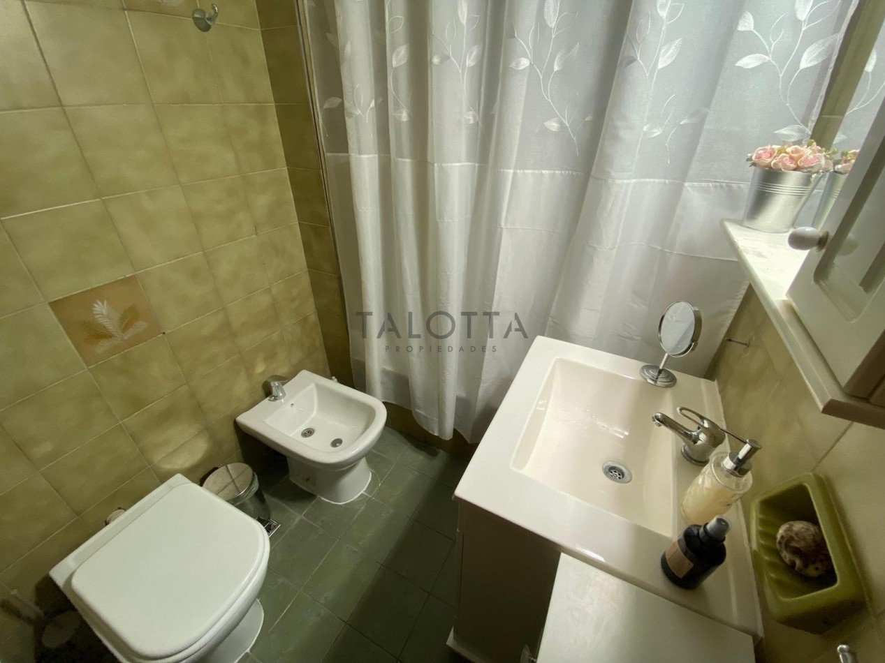 Departamento 2 ambientes con patio 