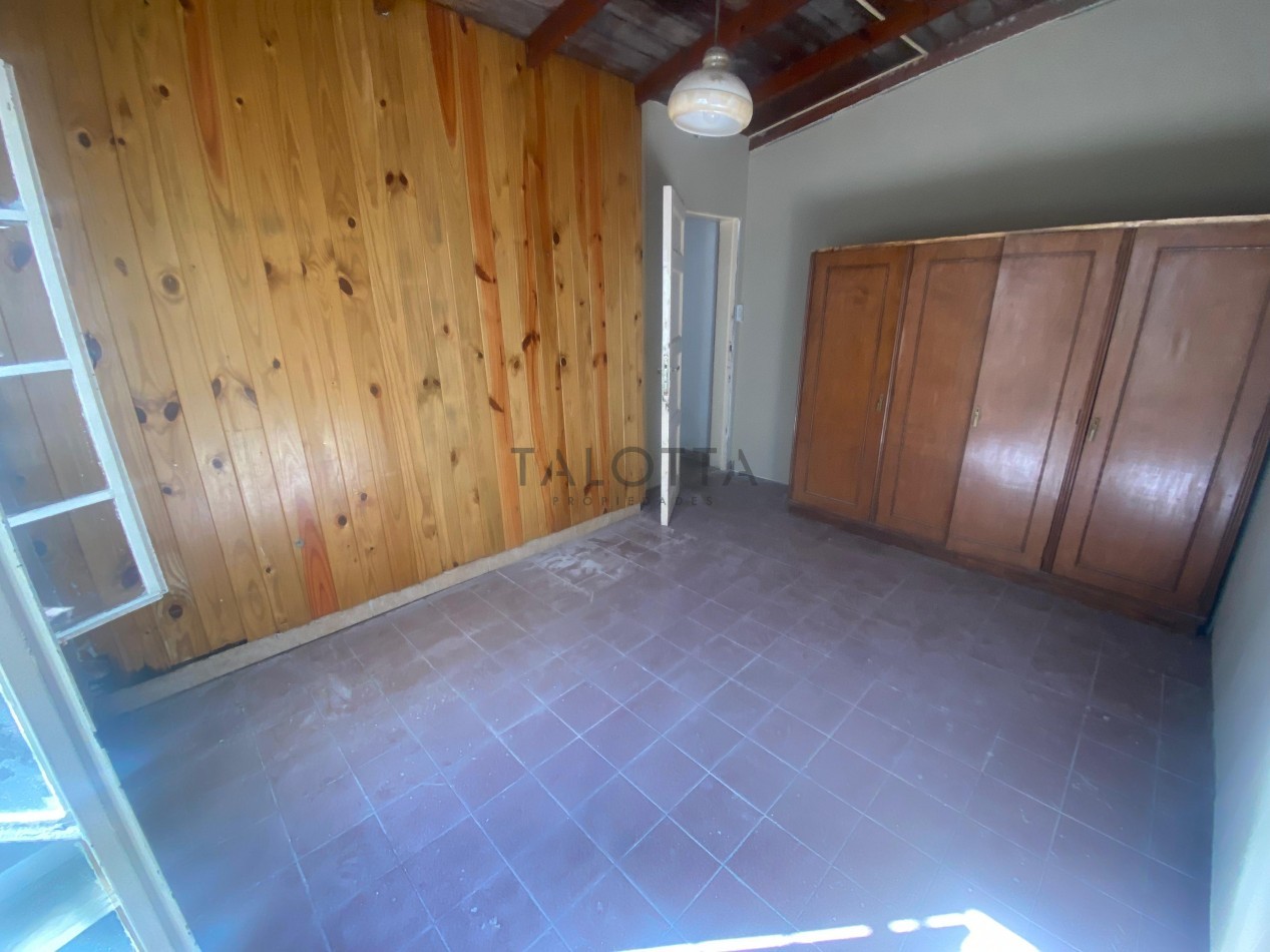 PH 3 AMBIENTES CON DEPENDENCIA Y PATIO 