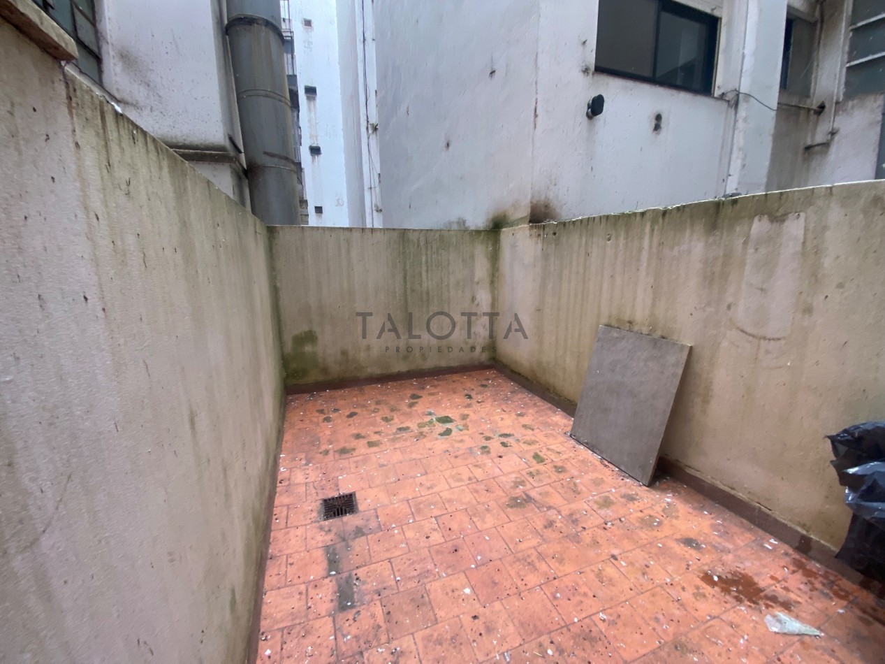 Departamento 2 ambientes al frente con balcon y patio - Aldrey 