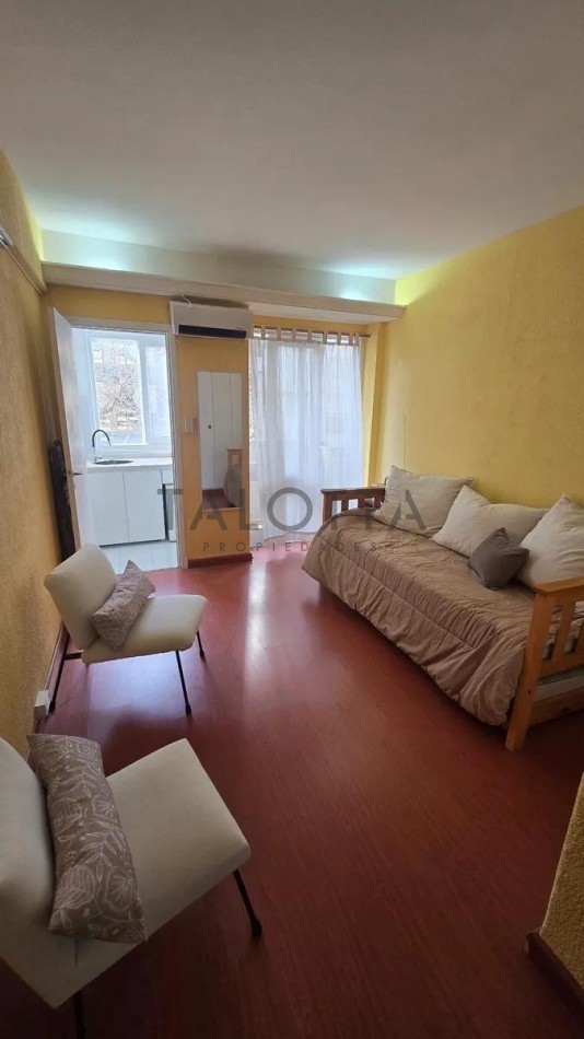 Monoambiente reciclado al frente - Aldrey 