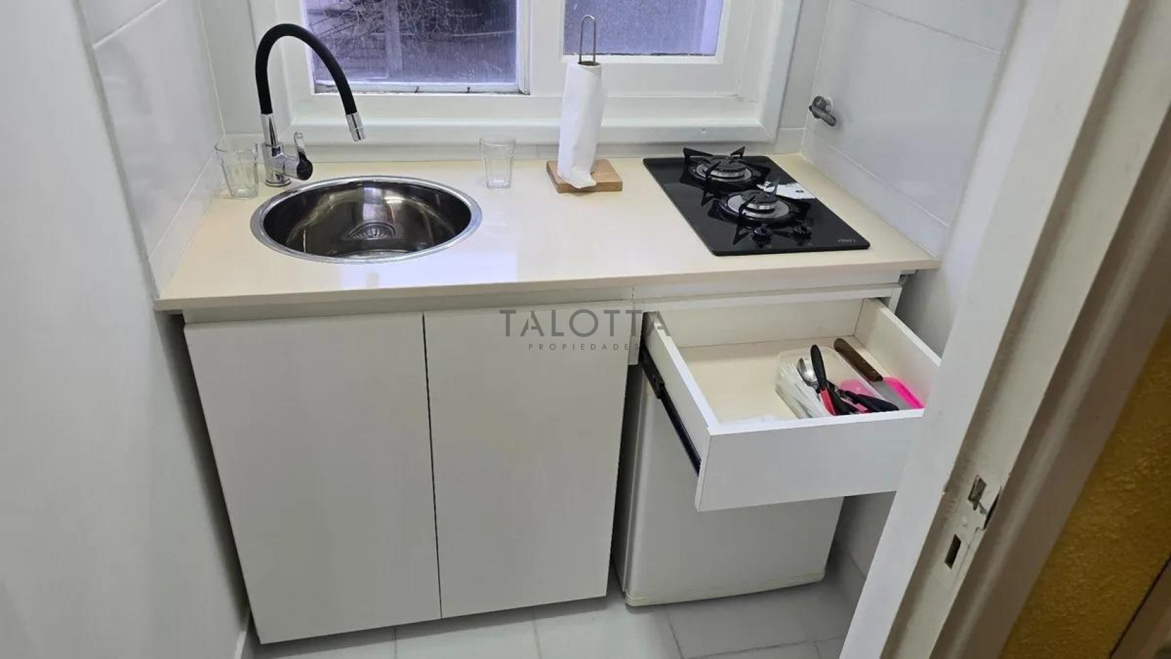 Monoambiente reciclado al frente - Aldrey 