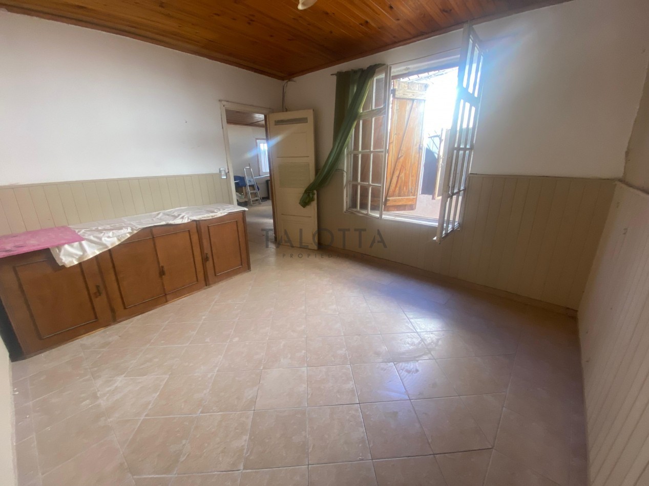 PH 3 AMBIENTES CON DEPENDENCIA Y PATIO 