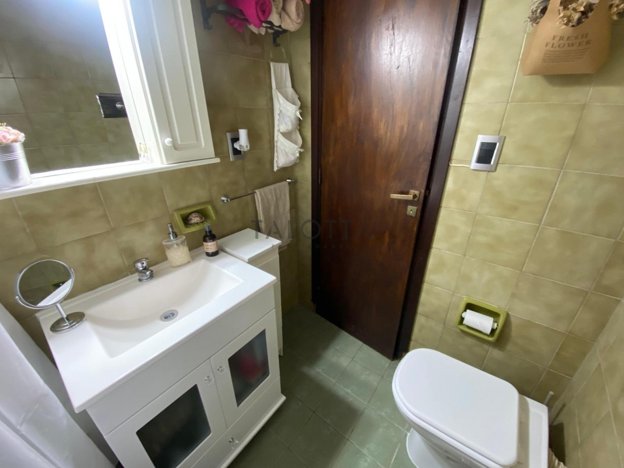 Departamento 2 ambientes con patio 