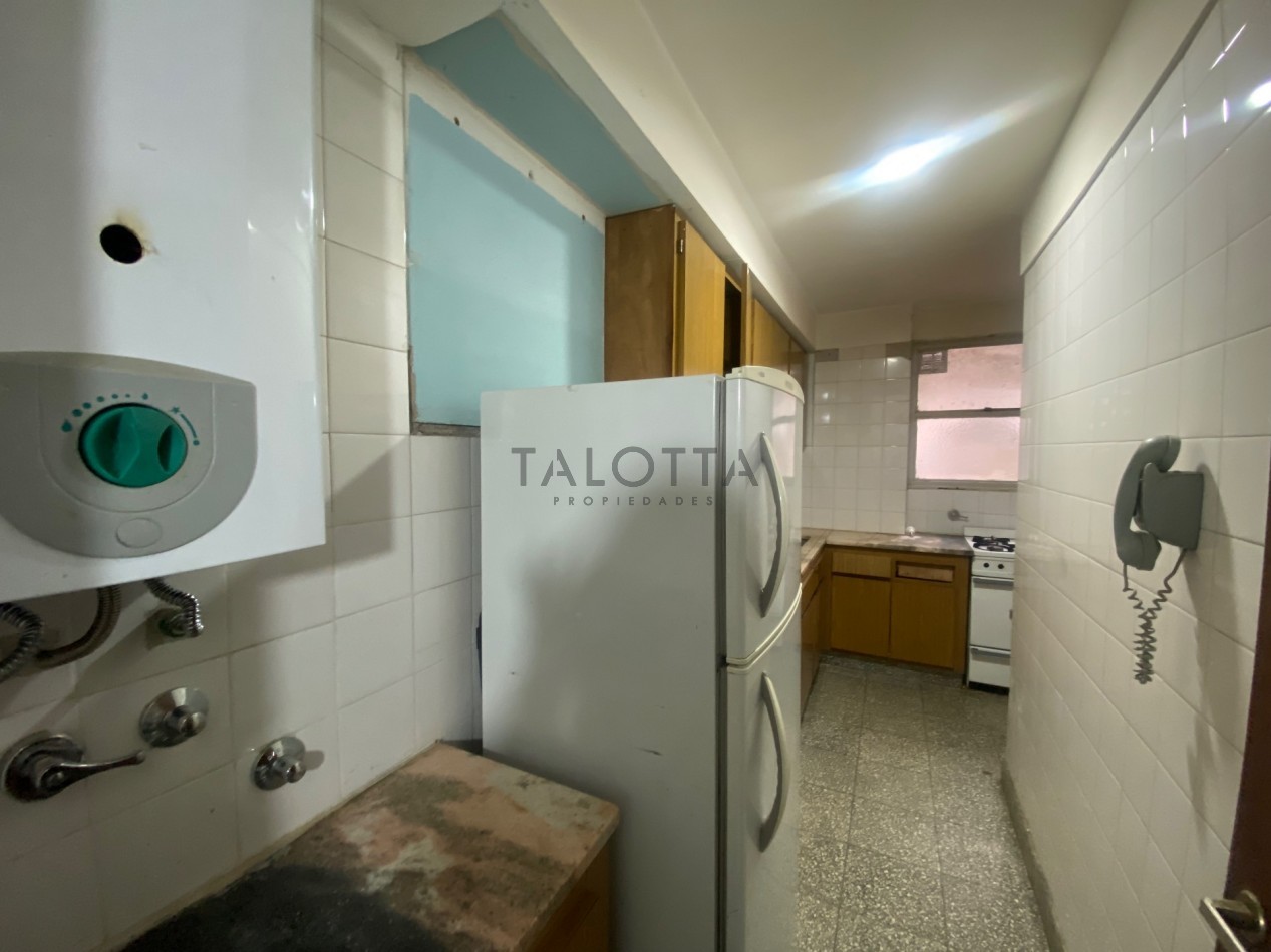 Departamento 2 ambientes al frente con balcon y patio - Aldrey 
