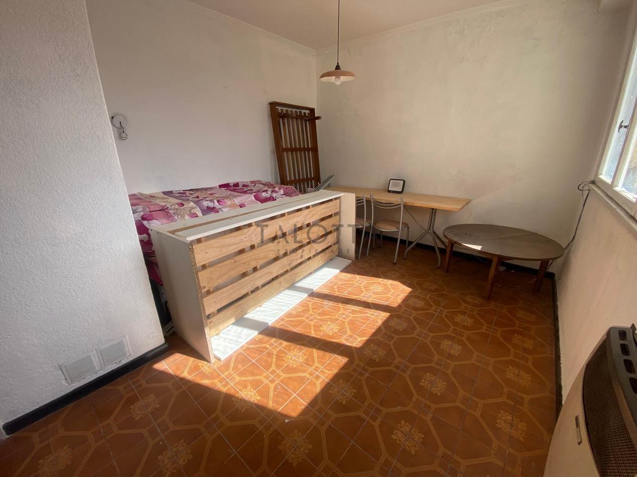 Departamento 2 ambientes con dependencia vista al mar 