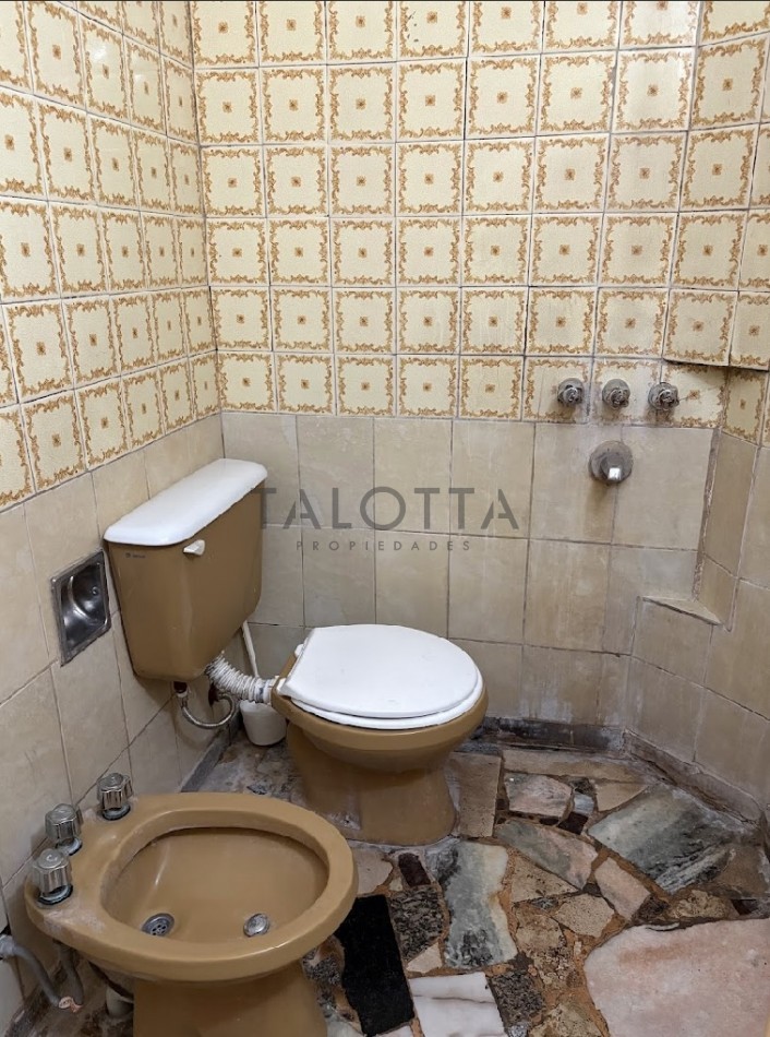 Alquiler Casa 2 ambientes con dependencia  en Punta Mogotes 
