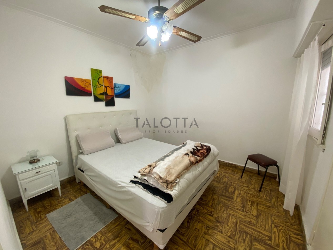Casa 3 ambientes con quincho y parque + departamento 
