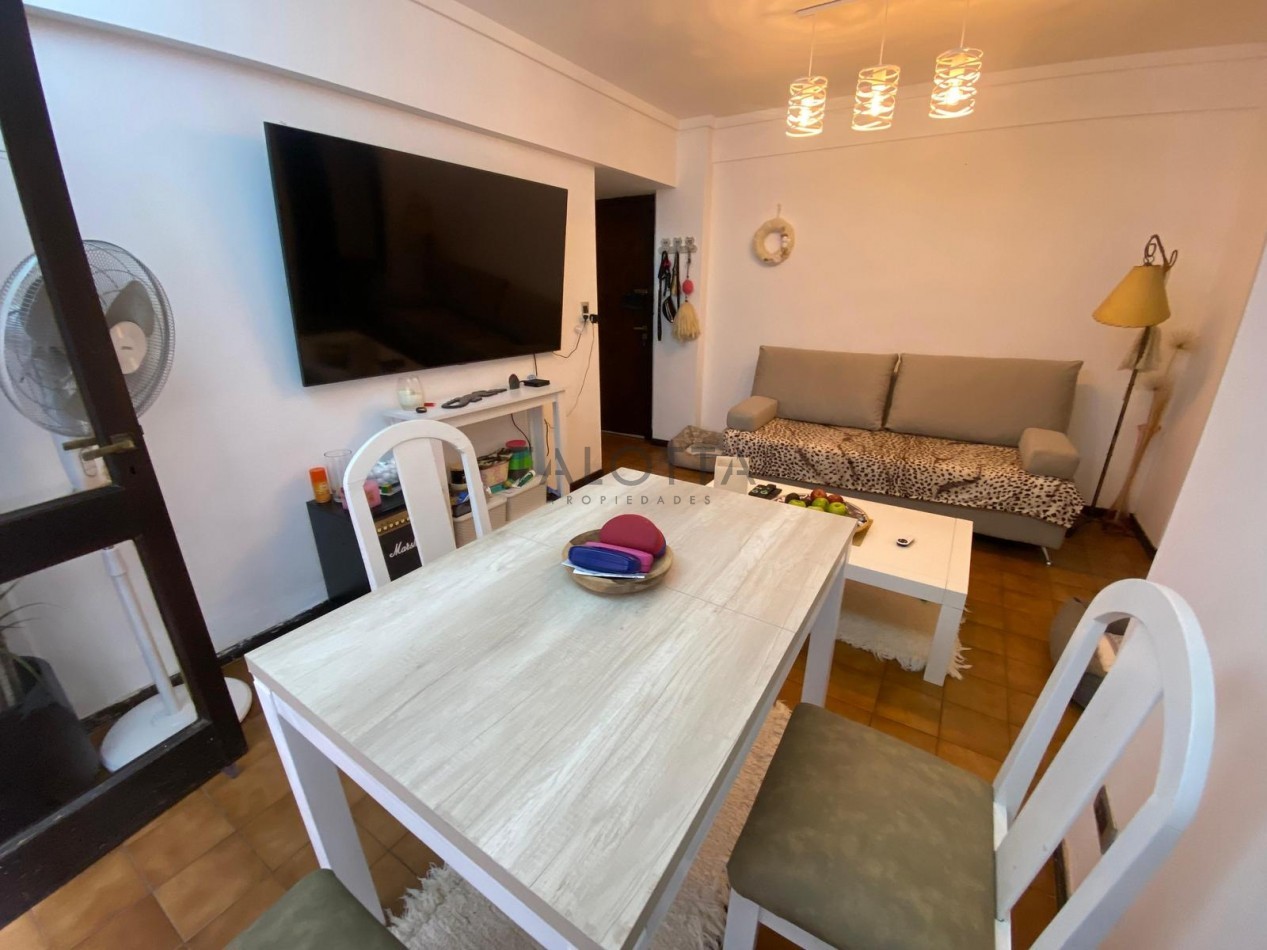 Departamento 2 ambientes con patio 