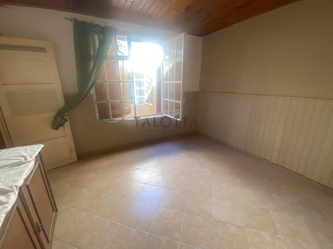 PH 3 AMBIENTES CON DEPENDENCIA Y PATIO 