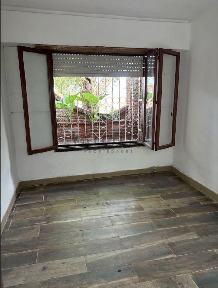 Alquiler Casa 2 ambientes con dependencia  en Punta Mogotes 