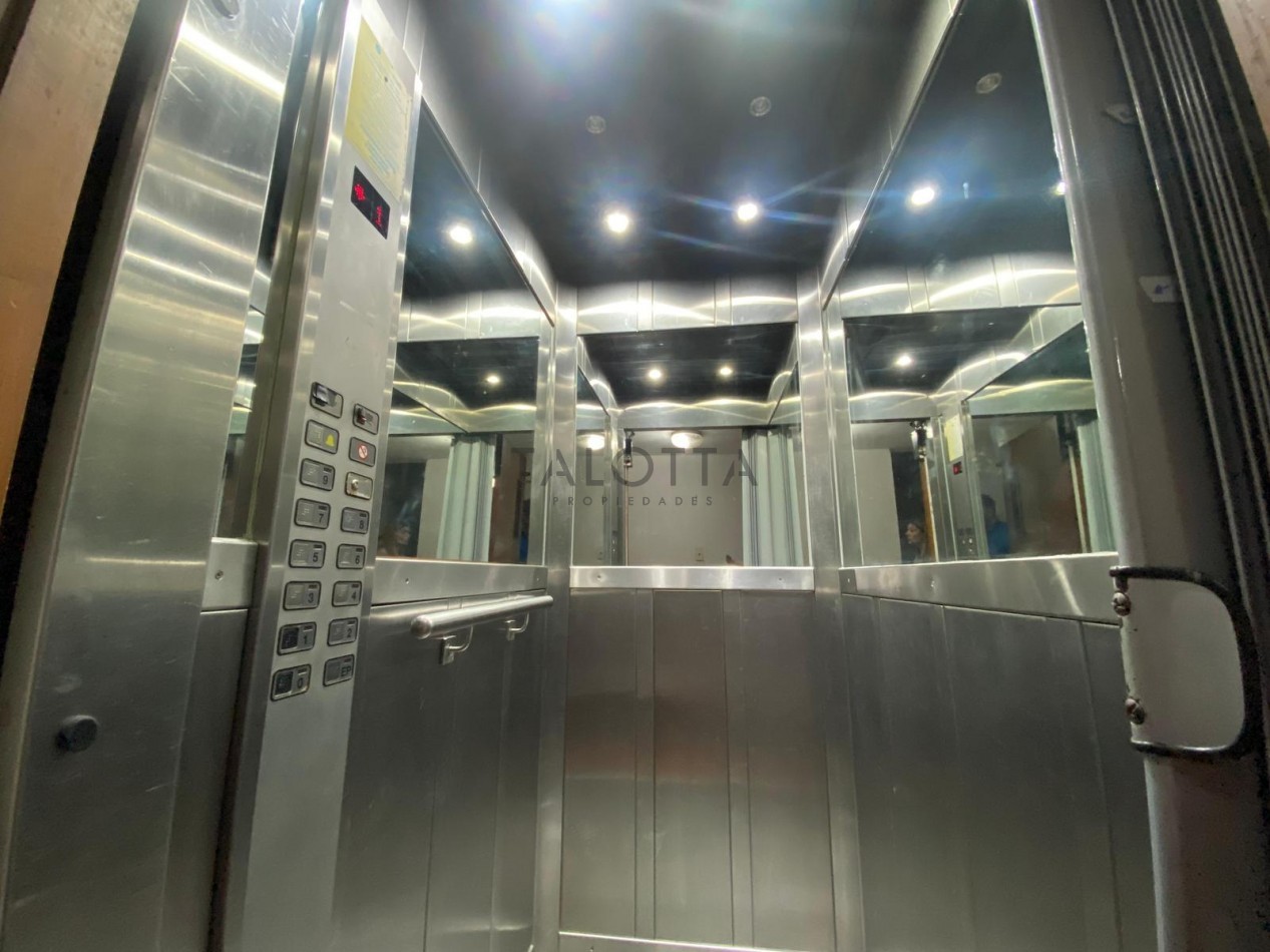 Departamento 2 ambientes con patio 