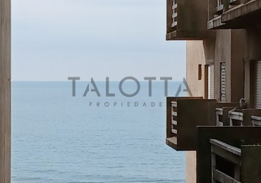 Departamento 3ambientes al frente con vista al mar reciclado con cochera 