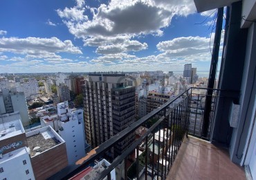 Departamento 2 ambientes reciclado amoblado con balcon y cochera La perla 