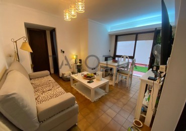 Departamento 2 ambientes con patio 